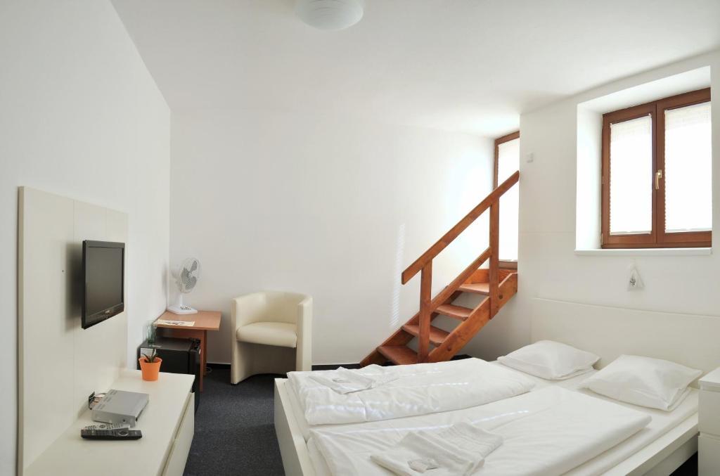Pension Pod Vezi Kolín Oda fotoğraf